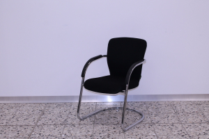 Freischwinger Chromgestell